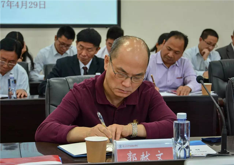 说明: http://net.xmxc.com/pgw/fy2015/UploadFile/image/20170501/20170501230124302430.png